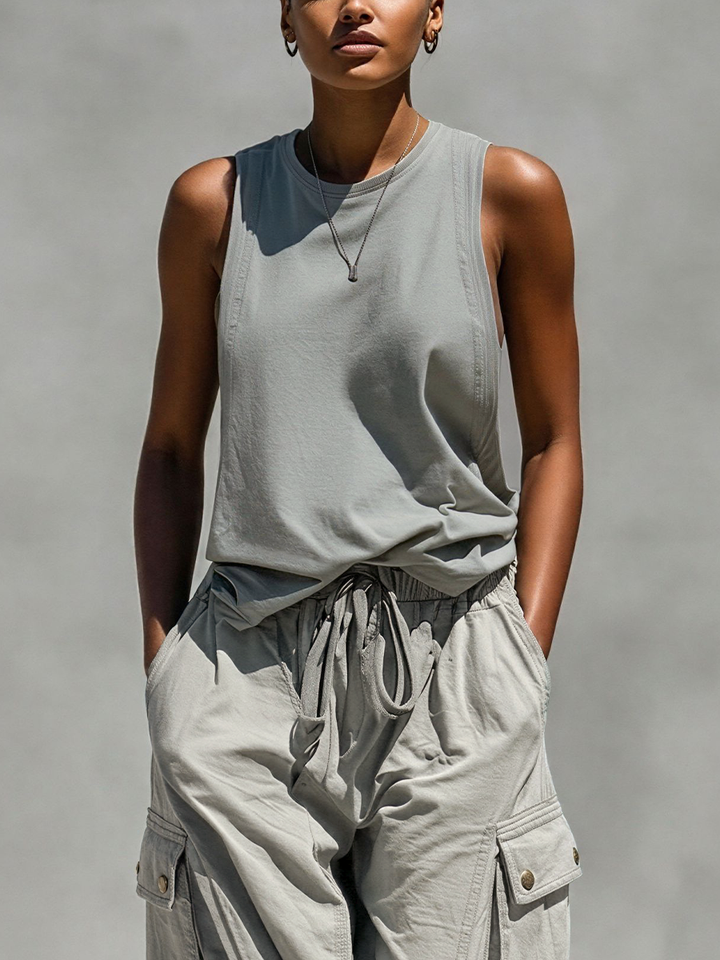 Women’s Grey Sleeveless Tank Top &amp; Cargo Jogger Shorts Two-Piece Set MDZ0853E1T