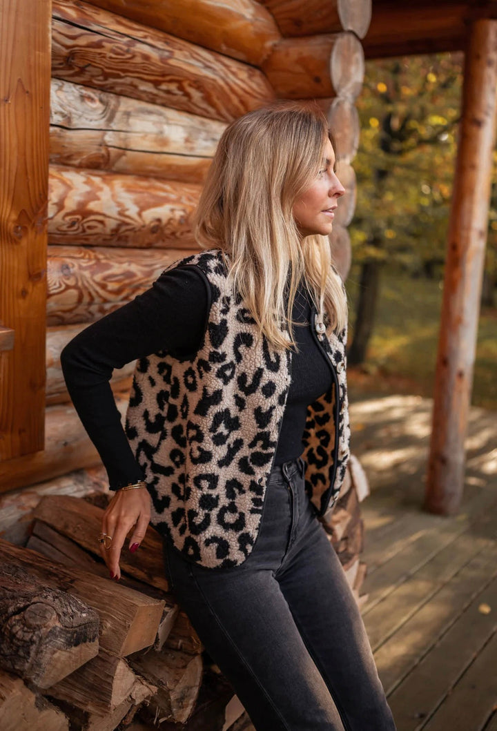 Vittoria - Leopard Knitted Vest