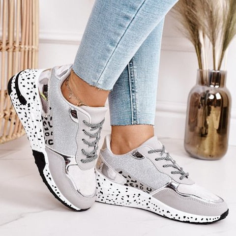 Esme – Comfortable &amp; Lightweight Orthopedic Sneakers