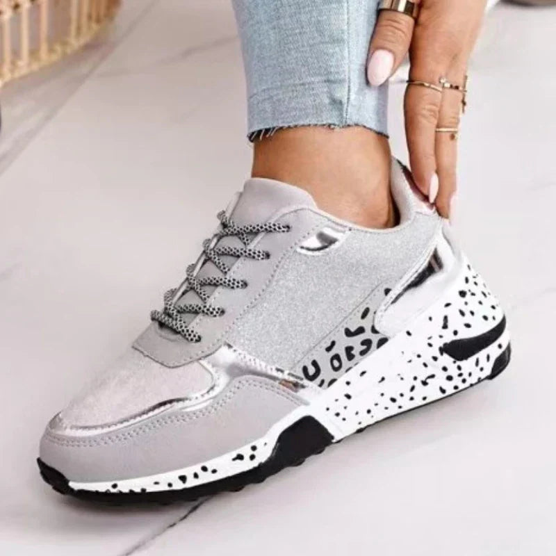 Esme – Comfortable &amp; Lightweight Orthopedic Sneakers