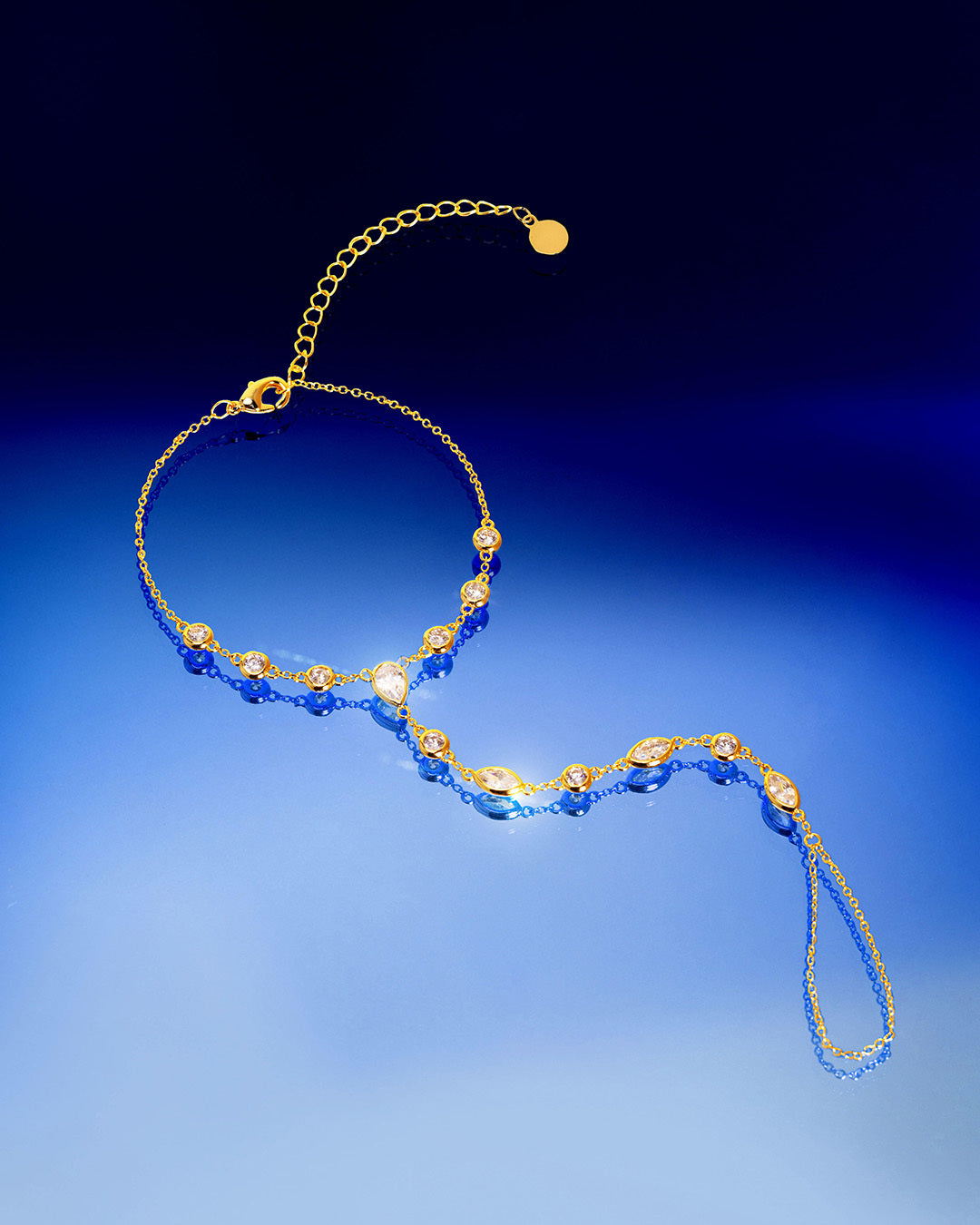Aurora hand chain gold plated