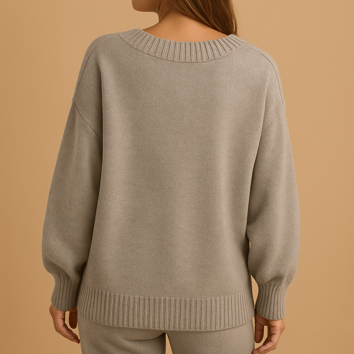 Noa v neck sweater