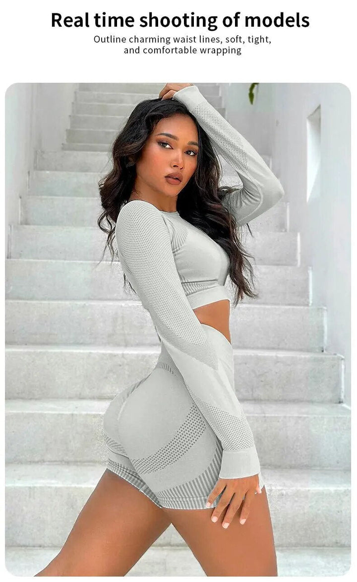 Lian – Long Sleeve Yoga &amp; Sports Set