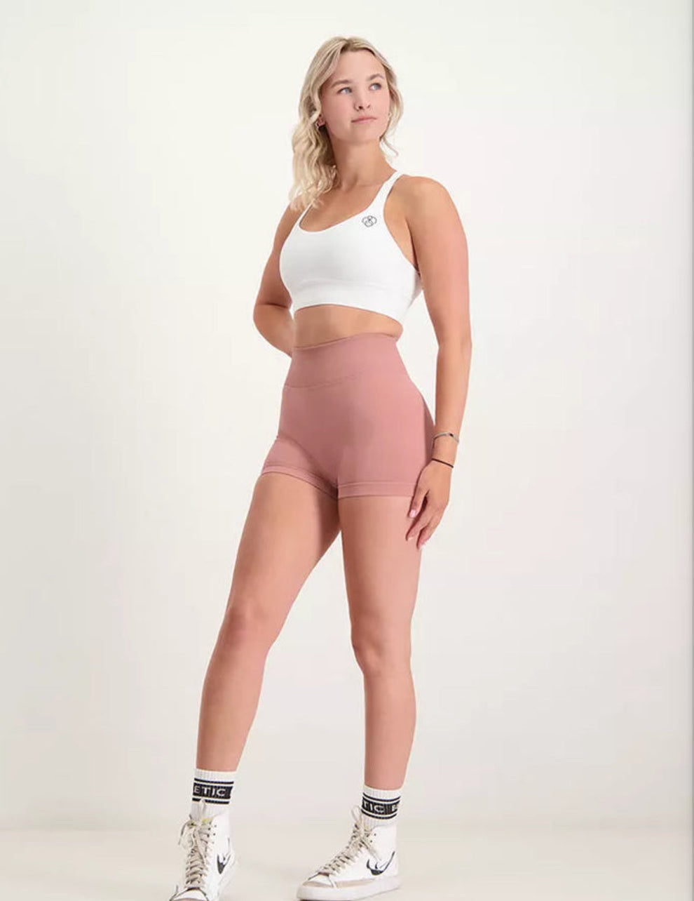 Vienna – FitFlex Push-Up Shorts