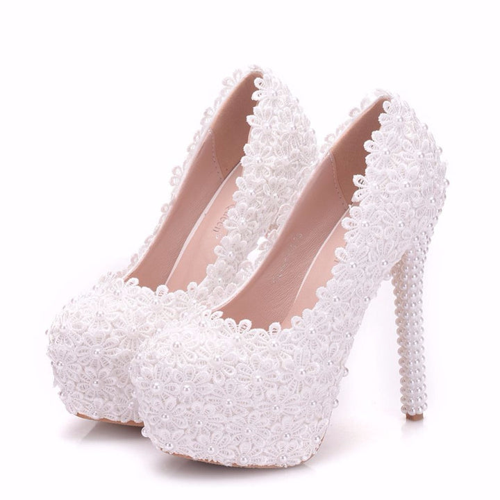 Yade lace pearl heels