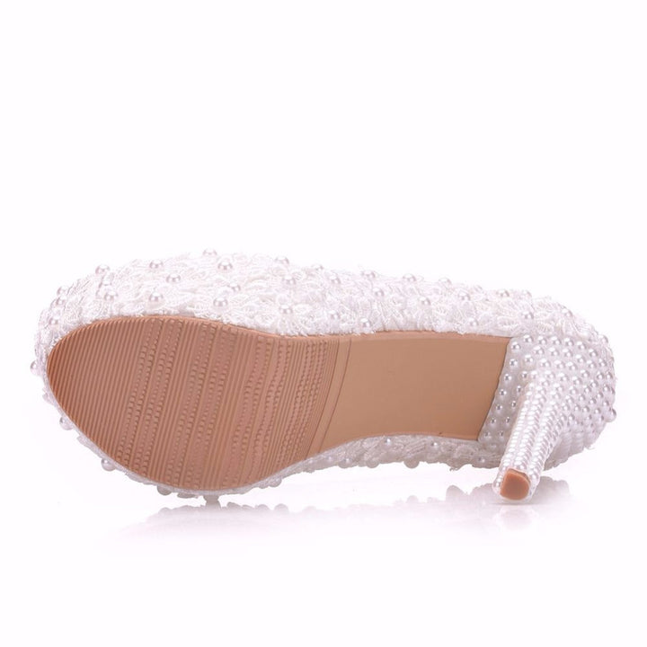 Yade lace pearl heels
