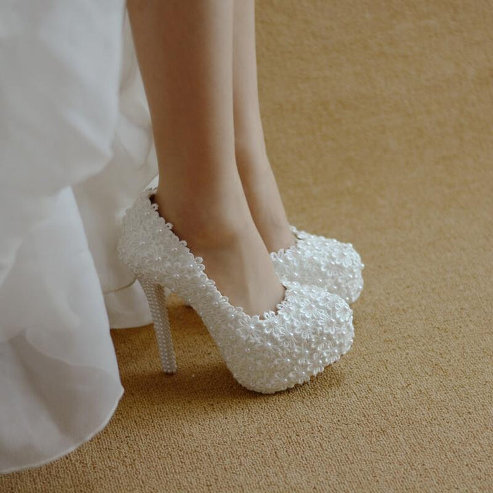 Yade lace pearl heels